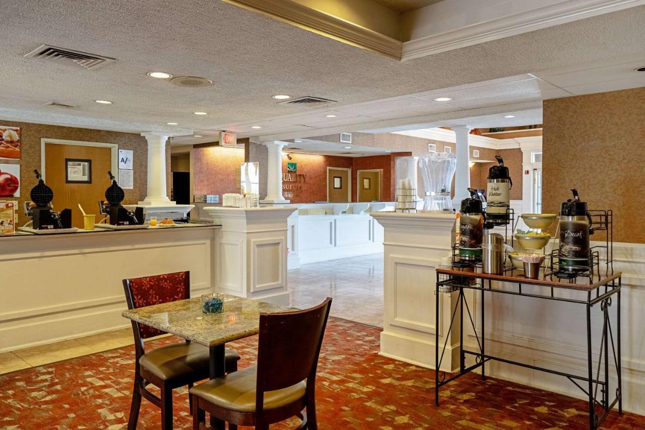 Quality Suites San Antonio Northeast Exteriör bild