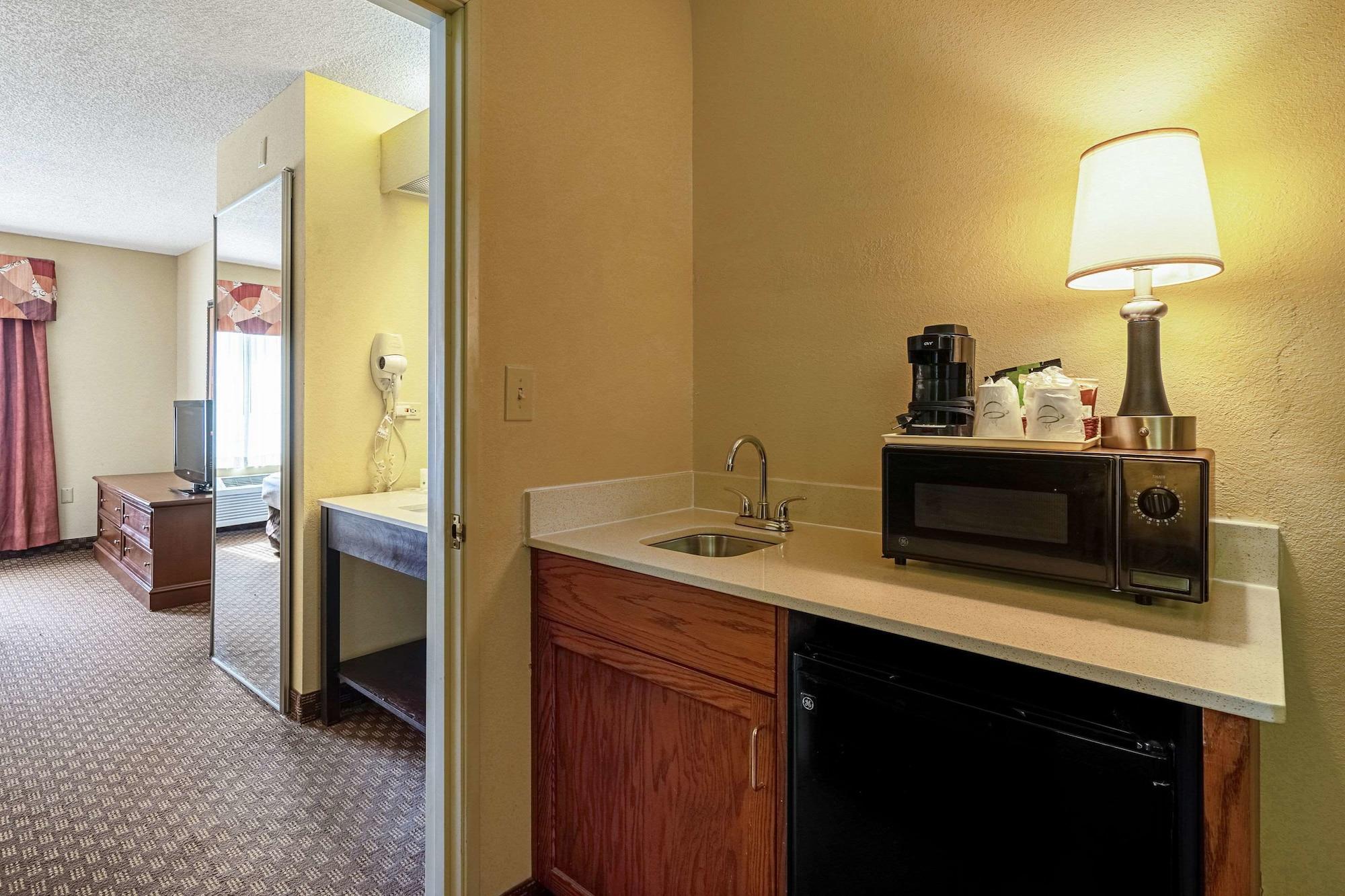 Quality Suites San Antonio Northeast Exteriör bild