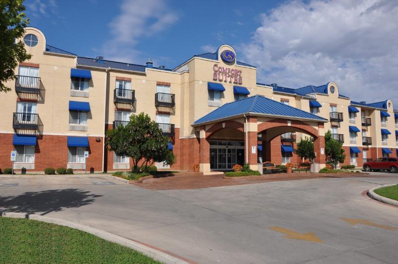 Quality Suites San Antonio Northeast Exteriör bild
